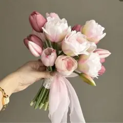 【値下げ】チューリップブーケ　ウェディングブーケ　アーティフィシャルフラワー