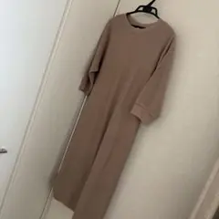 ユニクロ　ワッフル生地　ライトベージュ　ロングワンピース　M