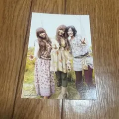 TOWER RECORDS限定 3人組女性グループ フォトカード