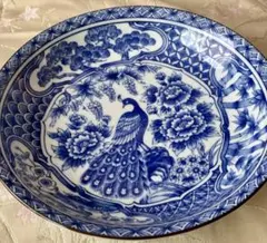 新山 飾り皿 孔雀 牡丹 紺色 金彩 陶器 置物 - メルカリ