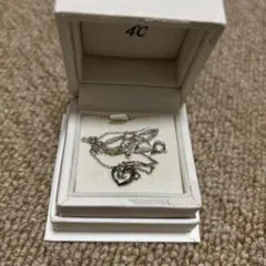 4℃ エターナルシルバー ハートモチーフ ネックレス エメラルド