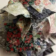 リバティタナローン 小さな端切れ　60g