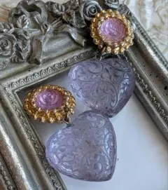 藤紫色 クリアラベンダーカラー ハートが揺れるイヤリング ヴィンテージ