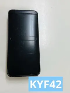 KYF42 GRATINA SIMロック解除済み　792