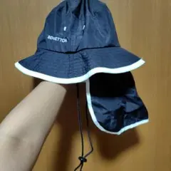 BENETTON 帽子 黒