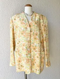 HERNO ジャケット　花柄　シルク混　軽量薄手　イエロー系　大きいサイズ44のサムネイル