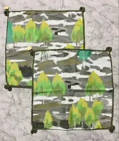③木の絵柄 クッションカバー2枚 日本製
