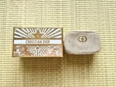 本日限定値下げ DIOR クリスマスコフレ小型ポーチ ゴールド(ポーチと箱のみ)のサムネイル