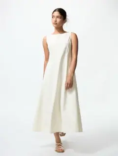 新品　UNIQLO ユニクロ　ウルトラストレッチエアリズムワンピース