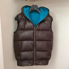 リバーシブル　ダウンベスト