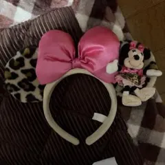 ディズニー ミニー ヒョウ柄 ピンク リボン カチューシャ ぬいぐるみ付き
