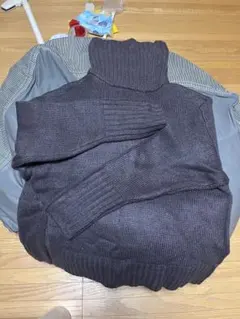 タートルネックスリットニットトップス