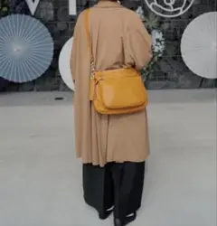 NOTRE FAVORI ノートルファボリ 本革ショルダーバッグのサムネイル