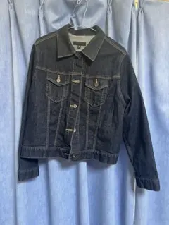 Item thumbnail for item ea94d525-c38a-436a-8195-5ead24f1a113