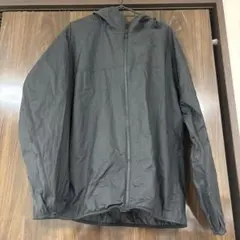 UNIQLOナイロンジャンパー