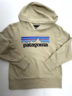 Patagonia パタゴニア　キッズ　パーカー　S 130cm