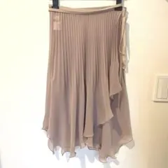 お呼ばれ用 スカートのサムネイル
