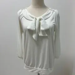 GLACIER ホワイト リボン付き 五分丈 トップス L