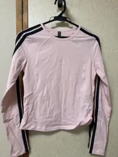 adidas originals リボンシャツ　ピンク　KG3860