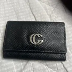 GUCCI ブラックレザー キーケース