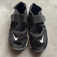 NIKE リトルリフト（LITTLE RIFT）サンダル ブラック