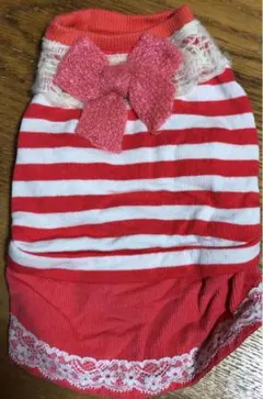 秋冬用　犬服　ストライプ　レッド×ホワイト　　リボン付き　袖ありタイプ
