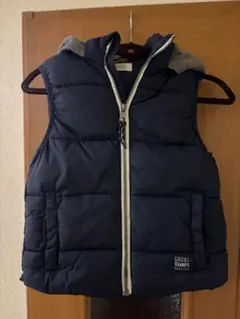 H&M ネイビー ダウンベスト フード付き US 4Y