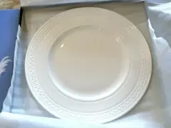 ウェッジウッド インタグリオ　プレート27㎝　　　白のサムネイル