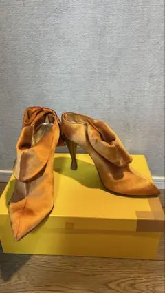 EMPORIO ARMANI サテン パンプス 36.5のサムネイル