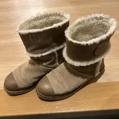 Tory Burch ムートンブーツ ベージュ