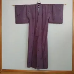 訪問着 紫色 鳥のデザイン
