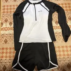 レディース 水着 黒と白