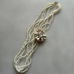 ホワイトパール多重ネックレス　ブローチ付き　入学式　入園式　卒園式