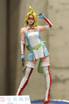 1/8 カエラ・コヴァルスキア ホロライブ チアリーダー ガレージキット