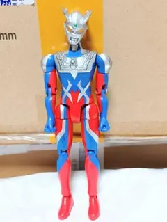 アクションフィギュア　ウルトラマンゼロ　17cm　サウンド　91