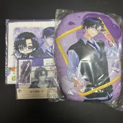 カラフルピーチ　1番くじ　アートなクッション　タオル　ジッパーバッグ