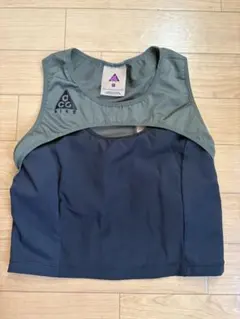 NIKE ACG ナイキ　レディーススポーツブラ　トレーニングトップス　ミニ丈のサムネイル
