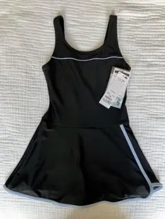 Y★同封割あり様専用　トップバリュ水着140 女の子　スカート配色ワンピース