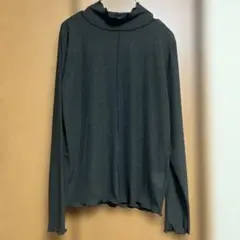 ダークグレー フリル付きハイネック M
