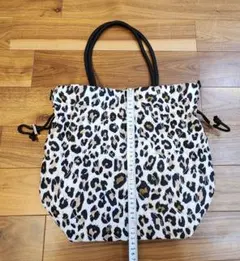 白地 レオパード柄 レディース トートバッグ