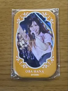 ＝LOVE DMMスクラッチ スクエア缶バッジ 大場花菜