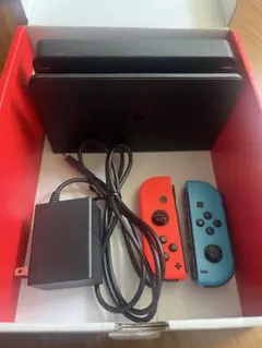 Nintendo Switch 赤/青 Joy-Con セット箱とケース