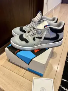 2026年最新】travis scott nike attackの人気アイテム - メルカリ