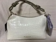 モーダプリンチペ　牛革　お財布ショルダー　アイボリー　新品　クロコ型押し