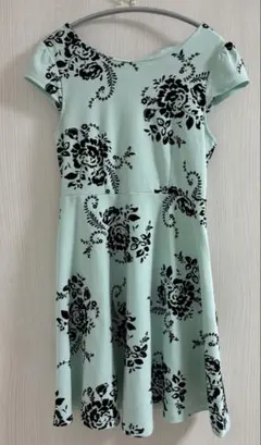 ミントグリーン 花柄 ワンピース