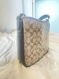COACH シグネチャー ショルダーバッグのサムネイル