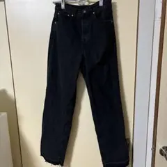 最終値下げ【USED】黒 ダメージ加工 ストレートデニム H&M