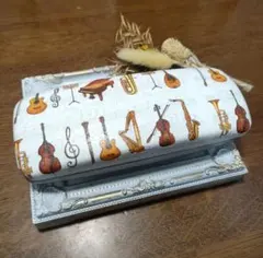 Item thumbnail for item d5af683e-ae5a-4f84-9ba5-ce2ebccbdbdb