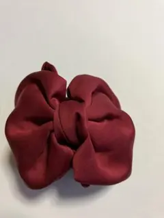 バーガンディ サテン リボン ヘアクリップ