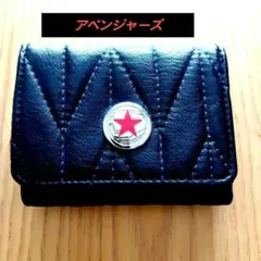 ディズニーマーベルの黒い三つ折り財布